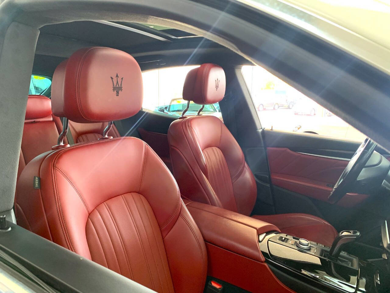 Used 2022 Maserati Levante GT image 12