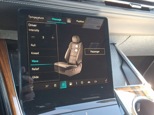 Certified 2026 Cadillac Escalade Platinum Sport AWD/4WD image 33