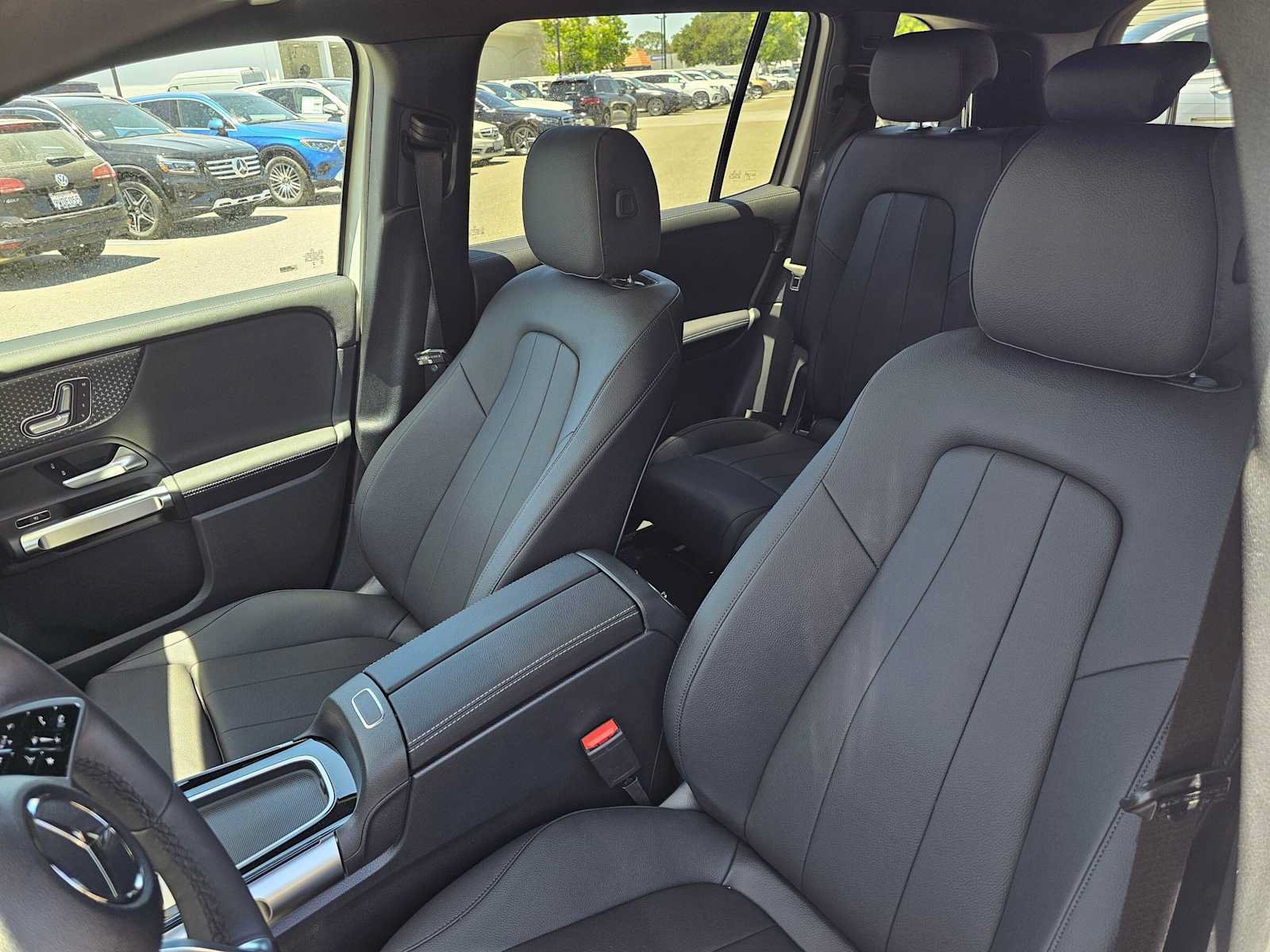 New 2026 Mercedes-Benz GLB 250 image 21