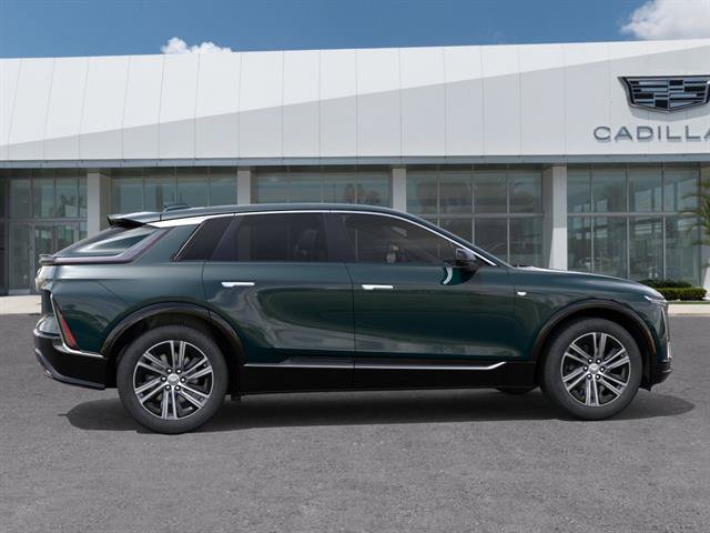 New 2026 Cadillac Lyriq Premium Luxury AWD/4WD image 6