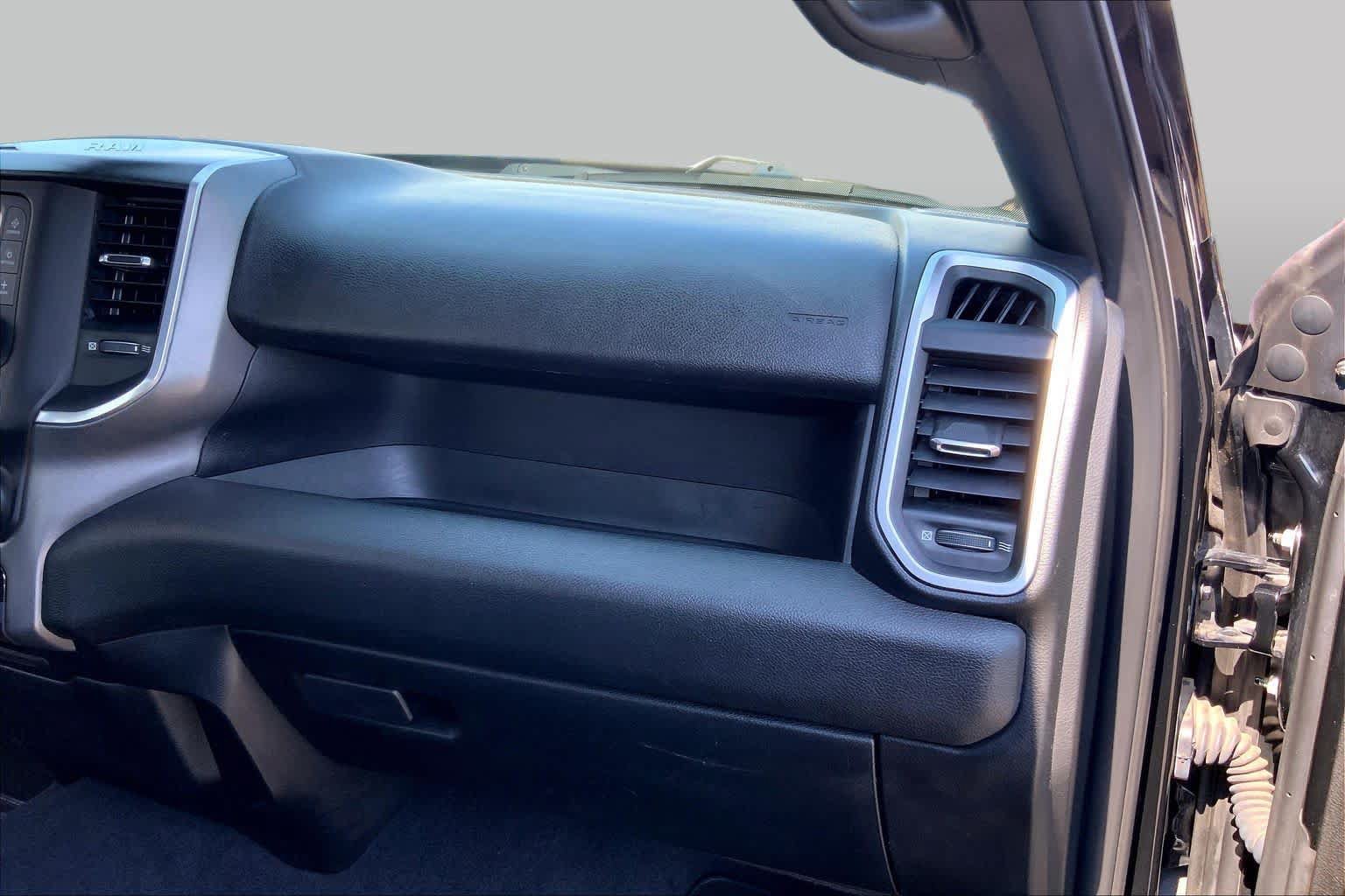Used 2021 RAM 2500 Big Horn AWD/4WD image 18