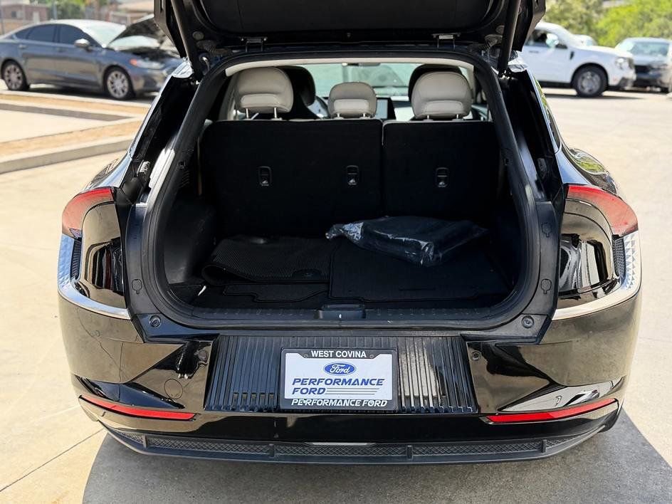 Used 2022 Kia EV6 Wind image 13