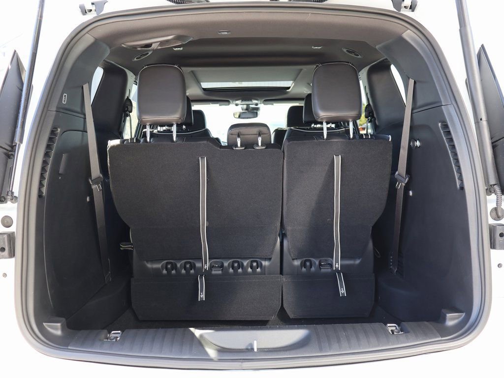 New 2026 Chrysler Pacifica Limited w/ S Appearance Package FWD image 14