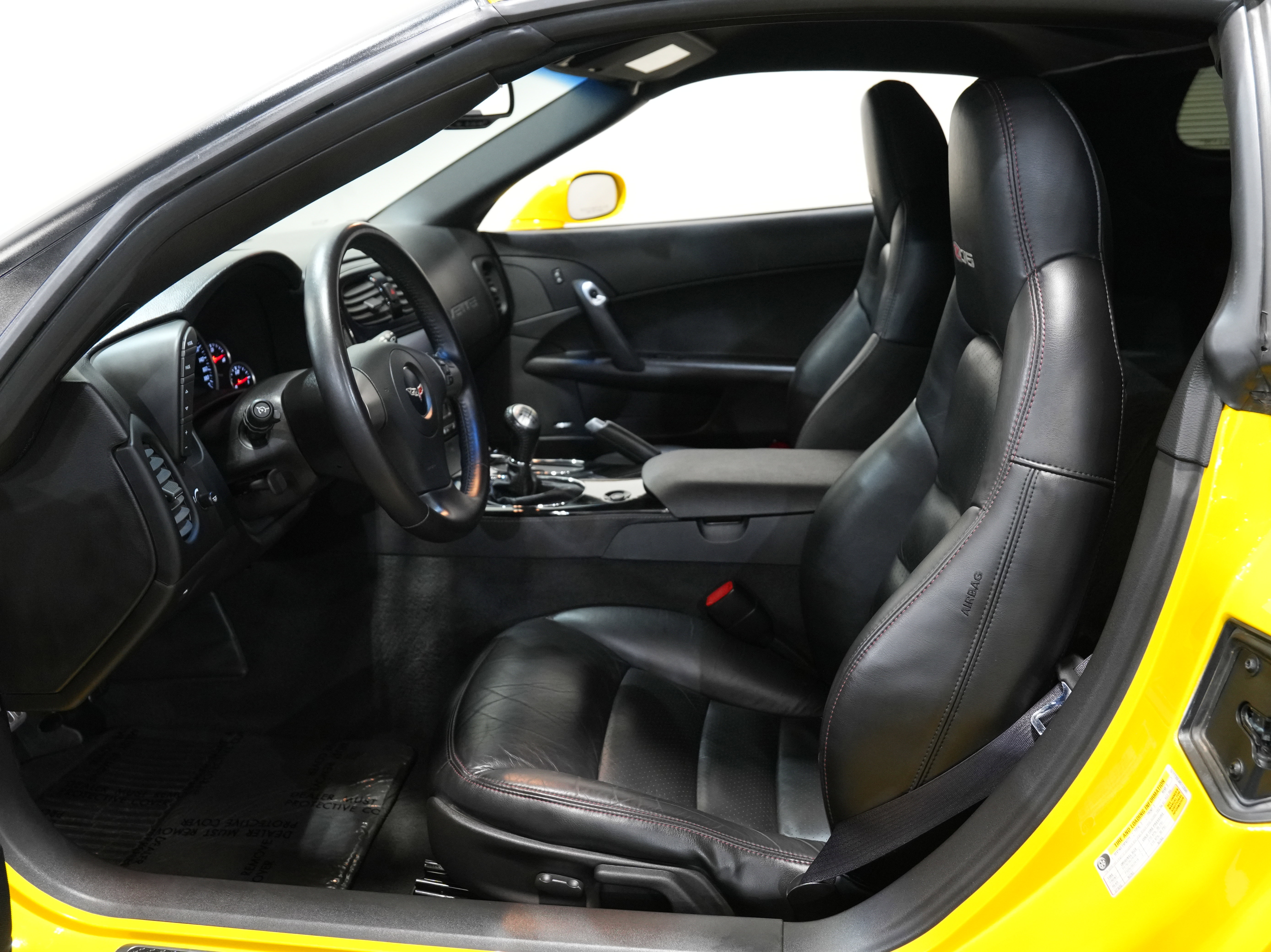 Used 2008 Chevrolet Corvette Z06 w/ Preferred Equipment Group image 27
