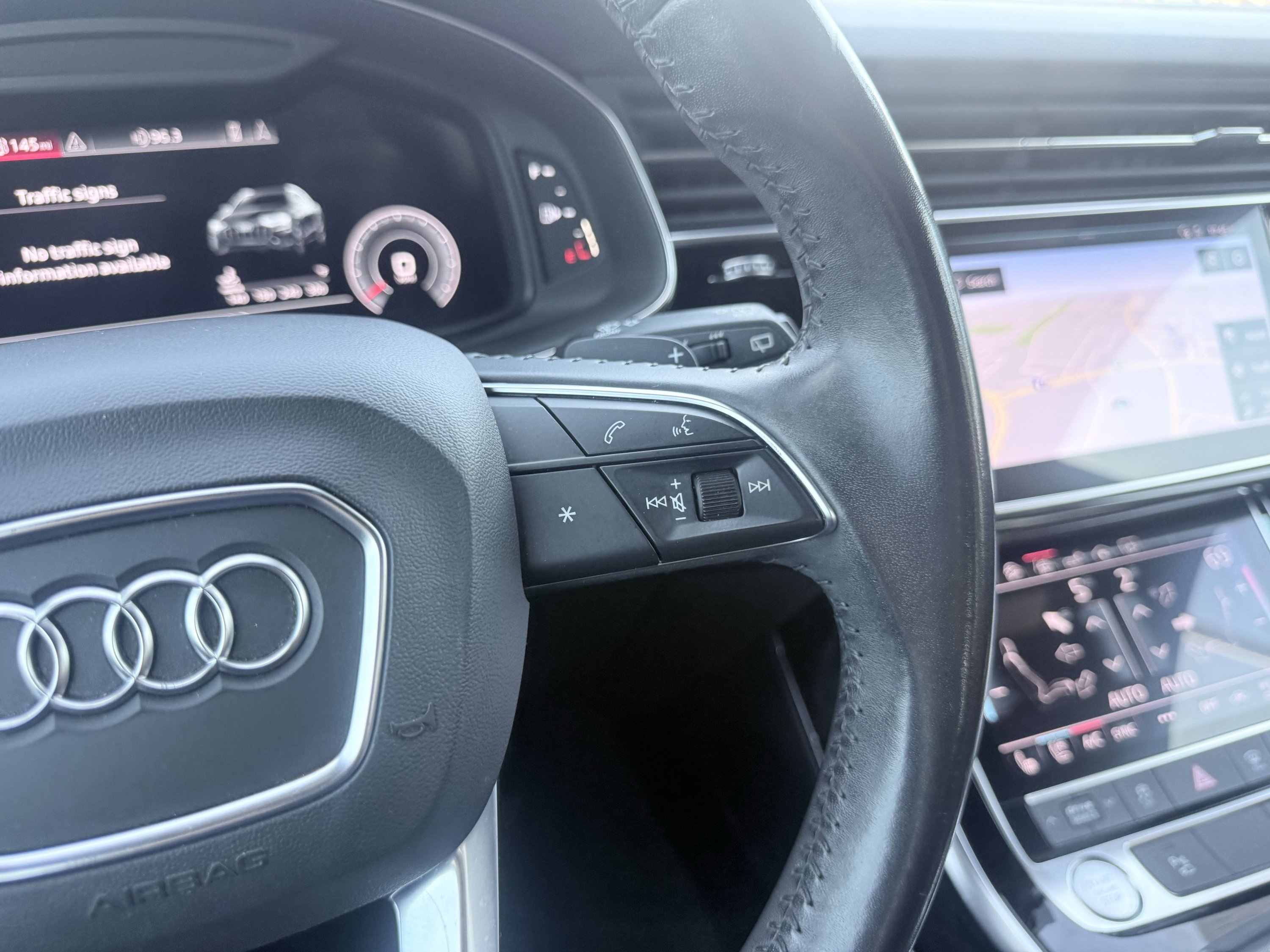 Used 2019 Audi Q8 Premium Plus w/ Premium Plus AWD/4WD image 64
