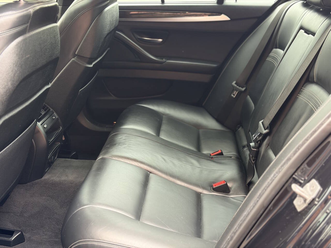 Used 2016 BMW 550i xDrive Sedan AWD/4WD image 15