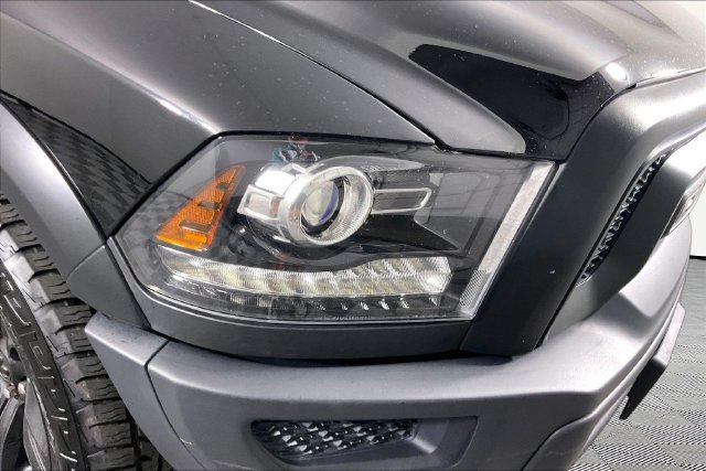 Used 2024 RAM 1500 Warlock RWD image 27