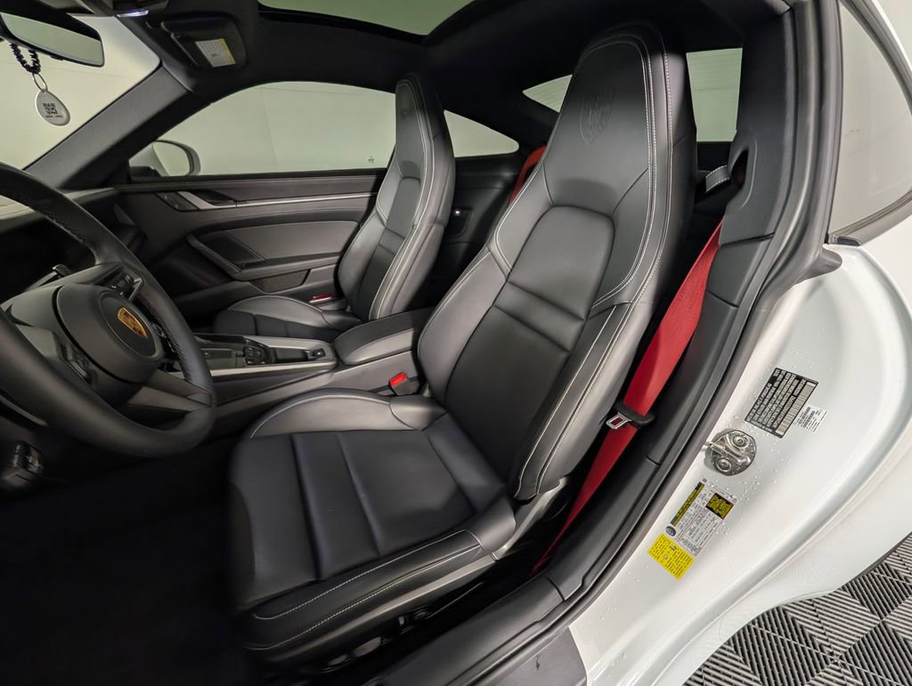 Certified 2022 Porsche 911 Carrera S RWD image 5