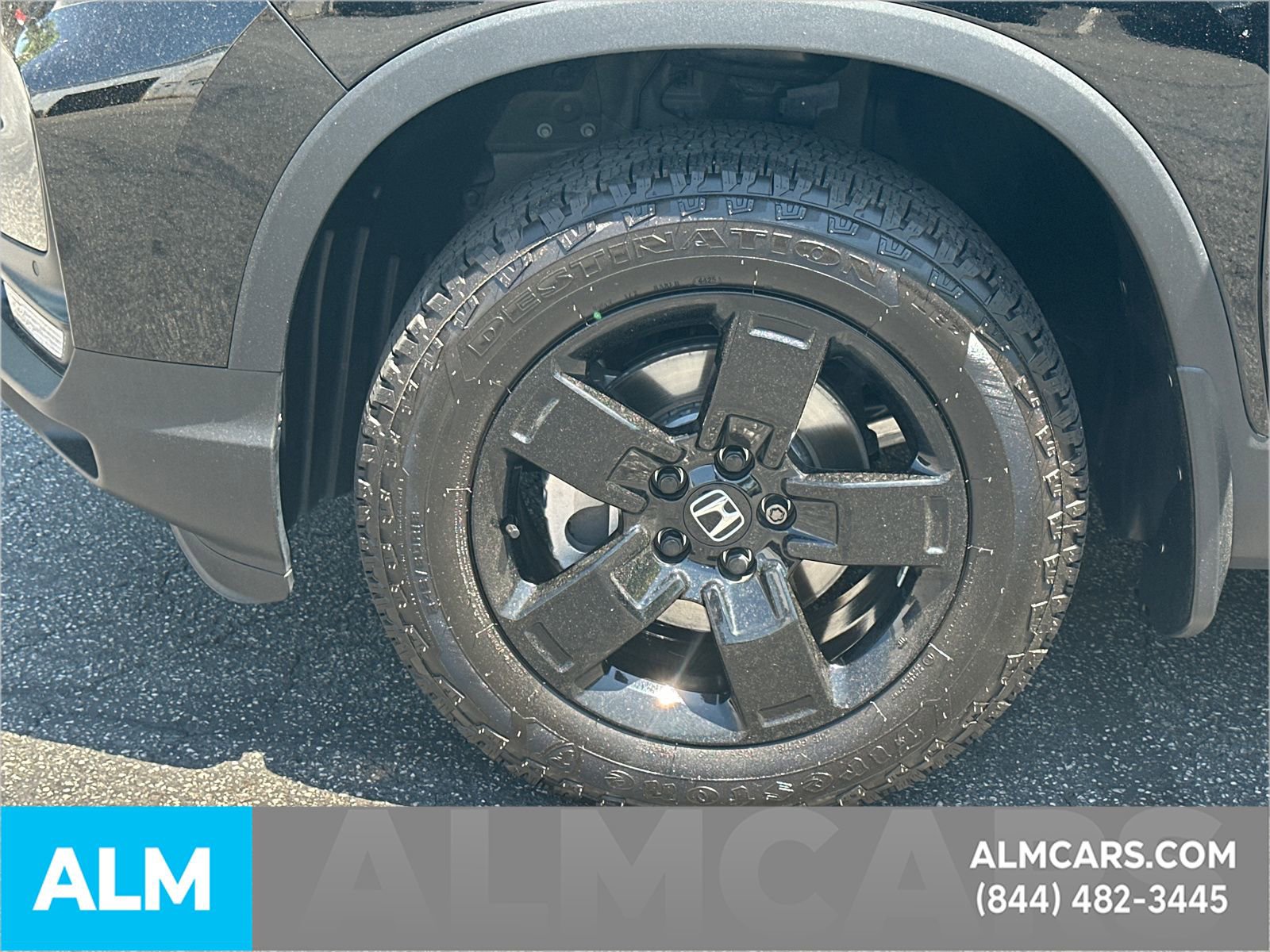 Used 2025 Honda Ridgeline Black Edition image 12