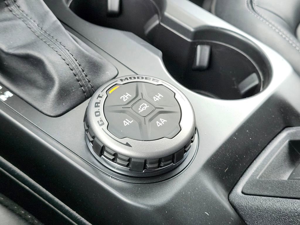 New 2025 Ford Bronco Badlands image 26