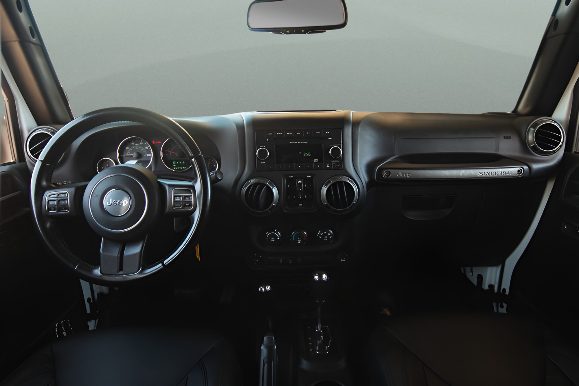 Used 2018 Jeep Wrangler Unlimited Sport S AWD/4WD image 10