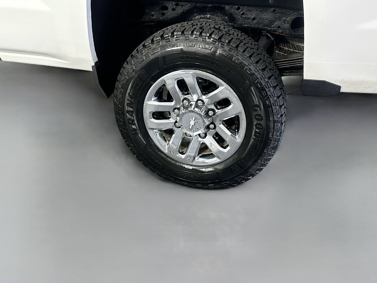 Used 2018 Chevrolet Silverado 2500 LTZ w/ Duramax Plus Package AWD/4WD image 28