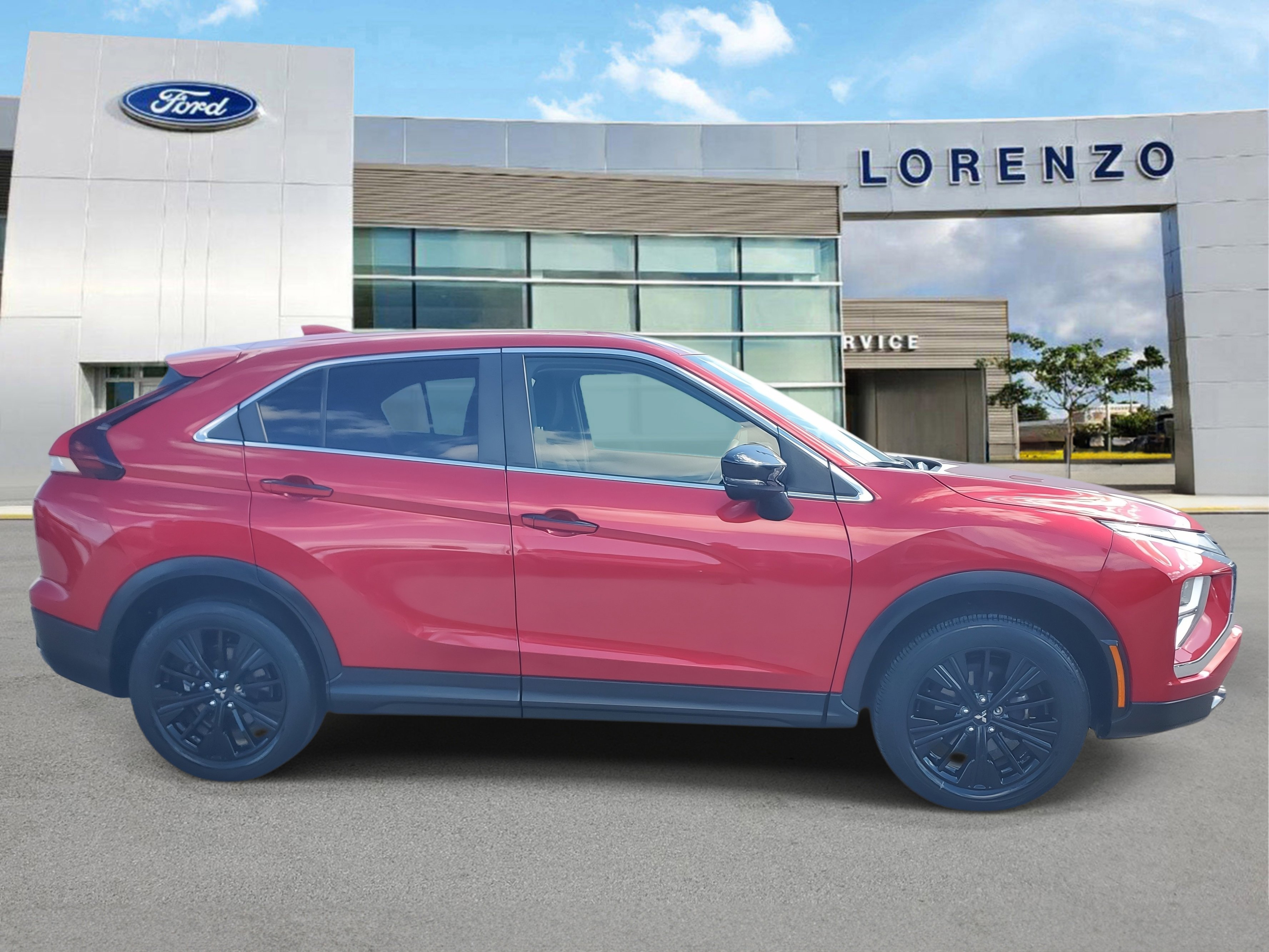 Used 2022 Mitsubishi Eclipse Cross LE image 4