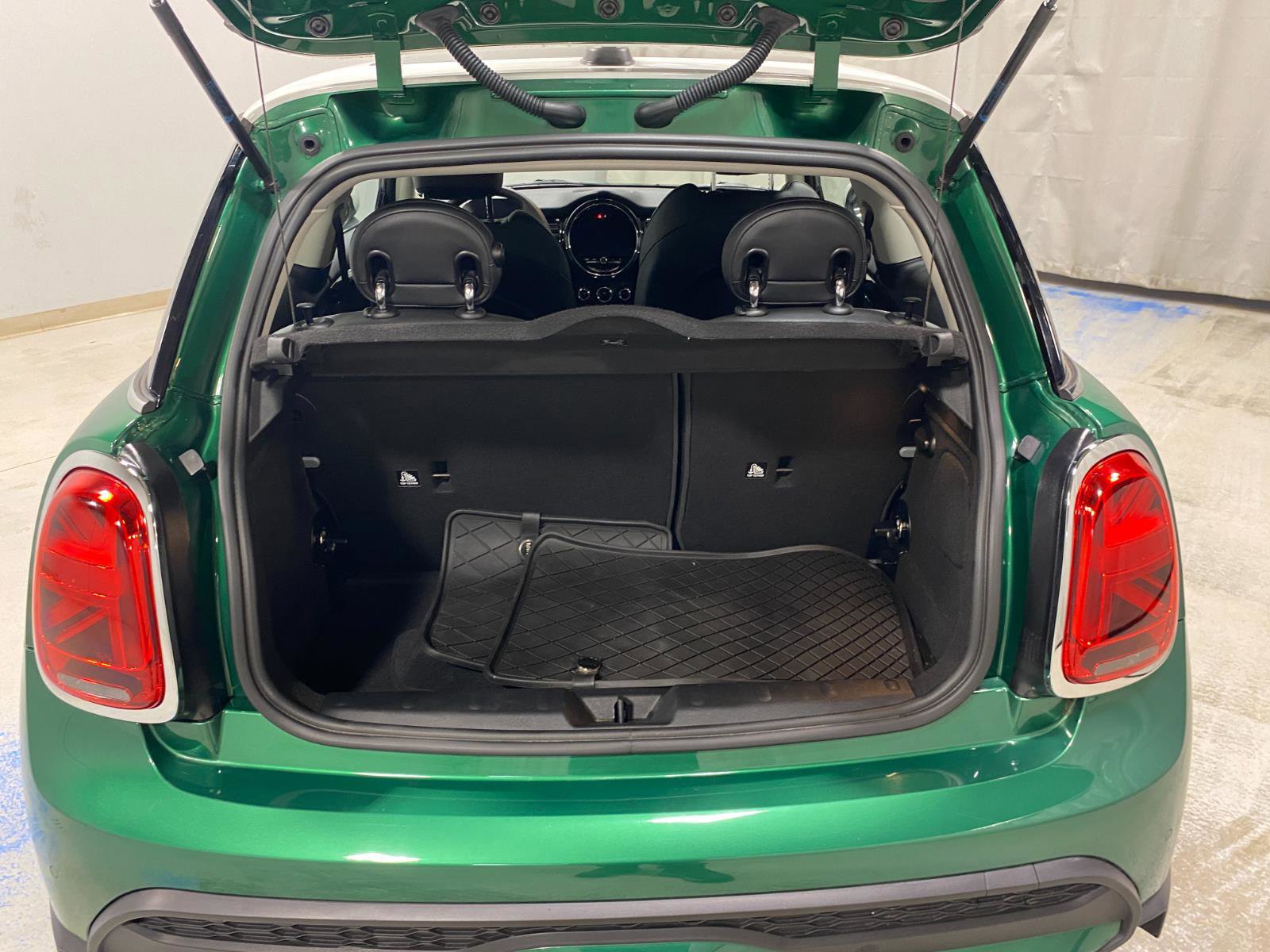 Certified 2022 MINI Cooper S image 24