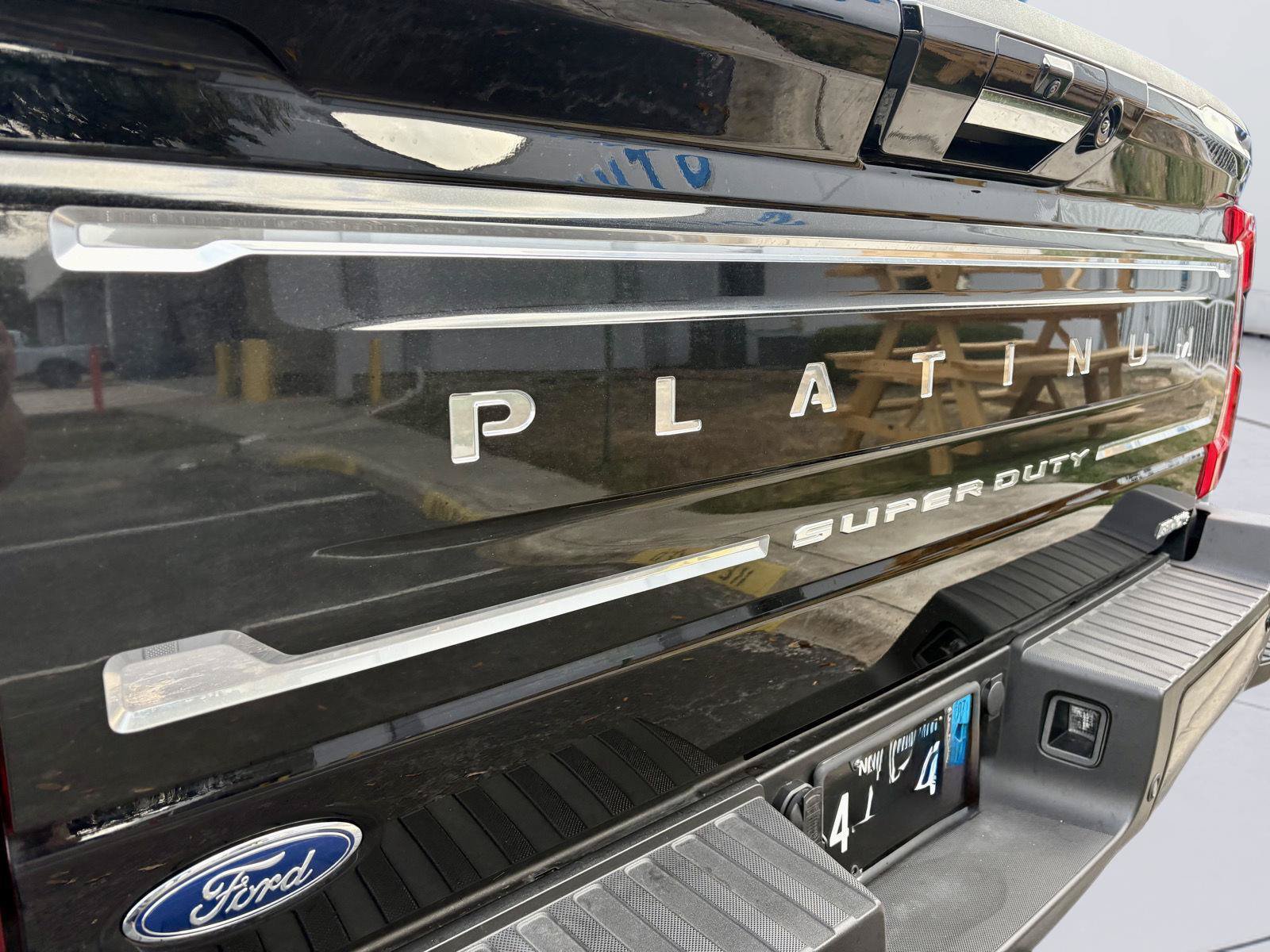 Used 2024 Ford F250 Platinum w/ Tremor Off-Road Package AWD/4WD image 3