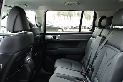 New 2026 Hyundai Santa Fe SEL FWD image 9
