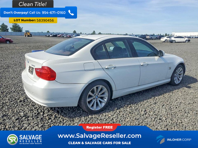 Used 2011 BMW 328i xDrive Sedan AWD/4WD image 4