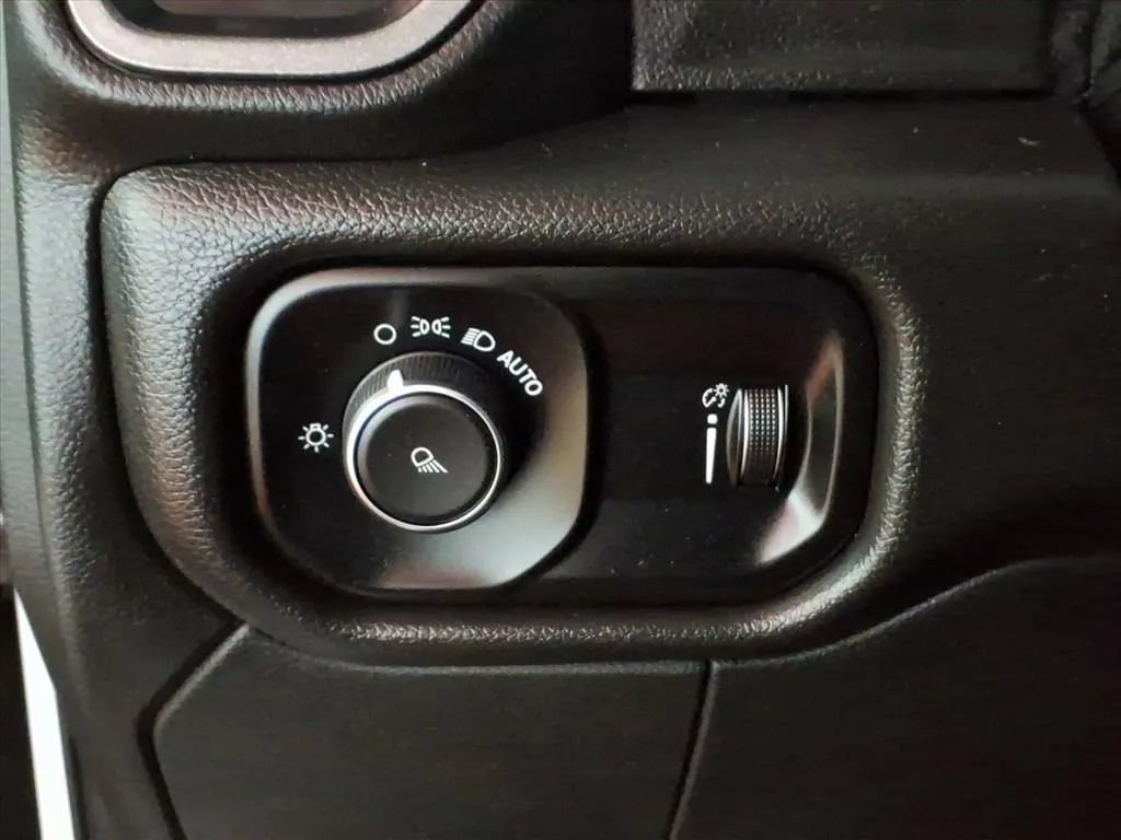 Used 2021 RAM 2500 Tradesman AWD/4WD image 19