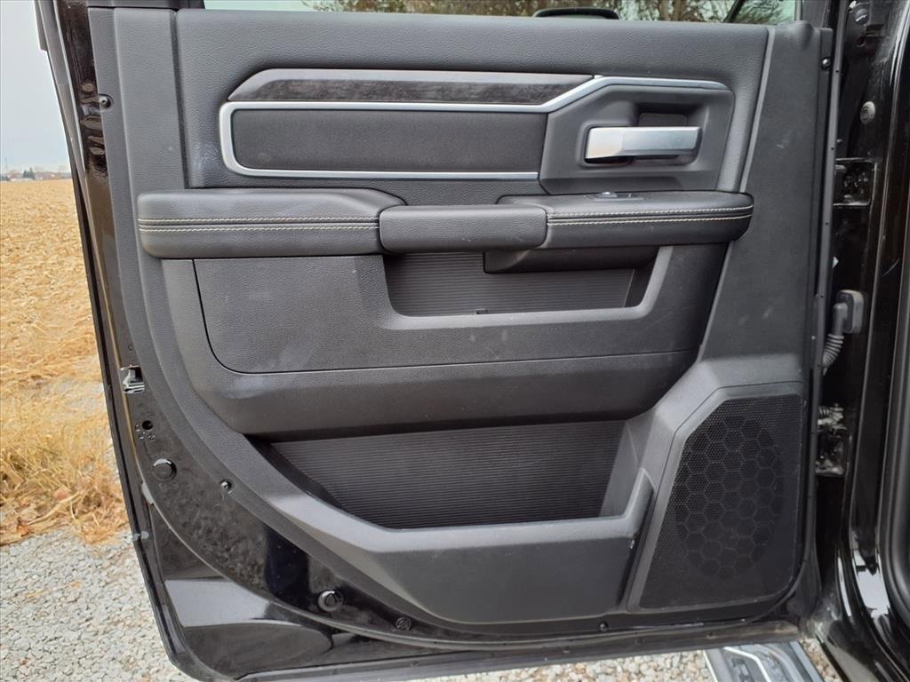 Used 2024 RAM 2500 Big Horn w/ Bed Utility Group image 28