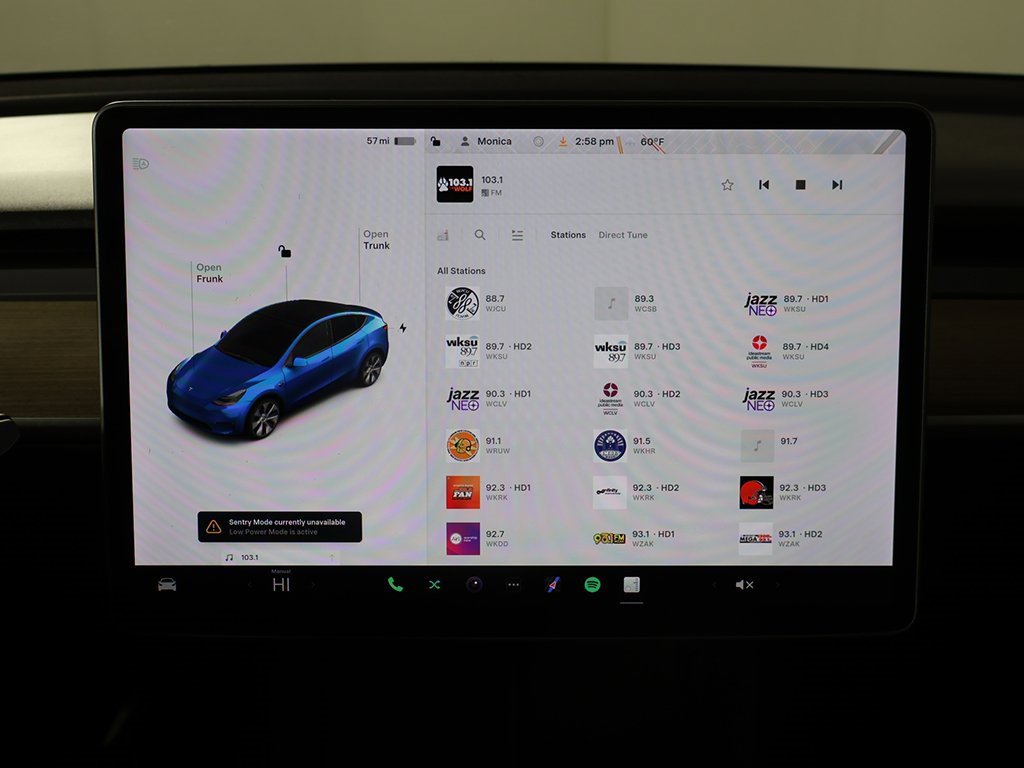 Used 2022 Tesla Model Y Long Range image 41