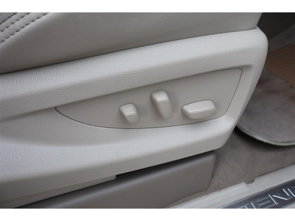 Used 2020 GMC Yukon Denali w/ Open Road Package image 49