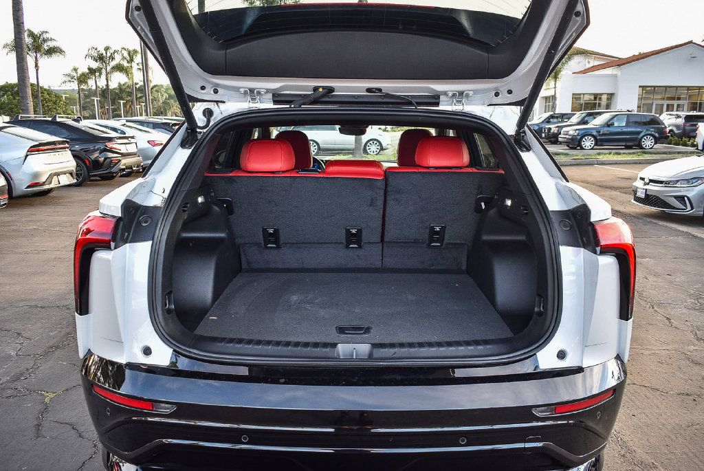 New 2025 Chevrolet Blazer EV RS w/ Super Cruise Package AWD/4WD image 25