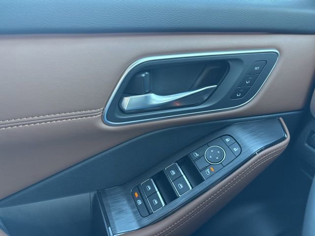 New 2026 Nissan Rogue Platinum w/ Platinum Premium Package image 14