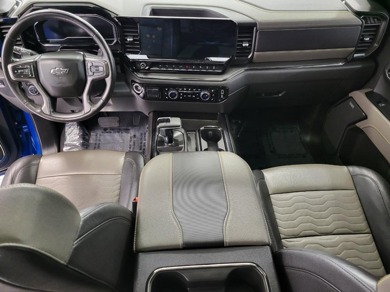 Used 2023 Chevrolet Silverado 1500 ZR2 image 7