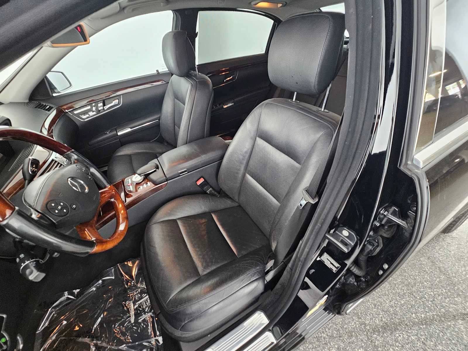 Used 2012 Mercedes-Benz S 550 image 21