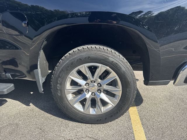Used 2022 Chevrolet Silverado 1500 LTZ AWD/4WD image 32