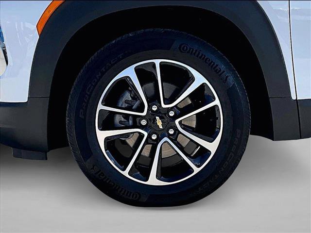 Used 2025 Chevrolet TrailBlazer LT FWD image 10