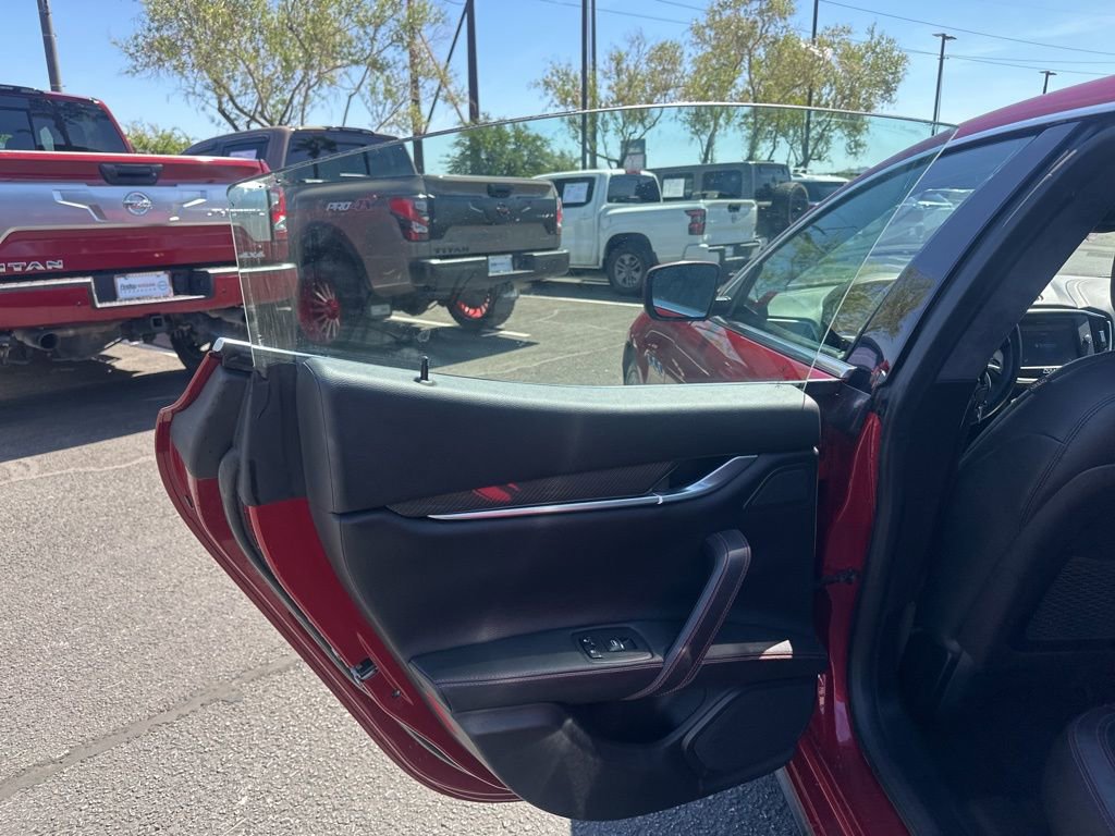 Used 2015 Maserati Ghibli RWD image 7