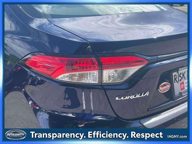 Certified 2023 Toyota Corolla LE w/ Carpet Mat Package (TMS) FWD image 11