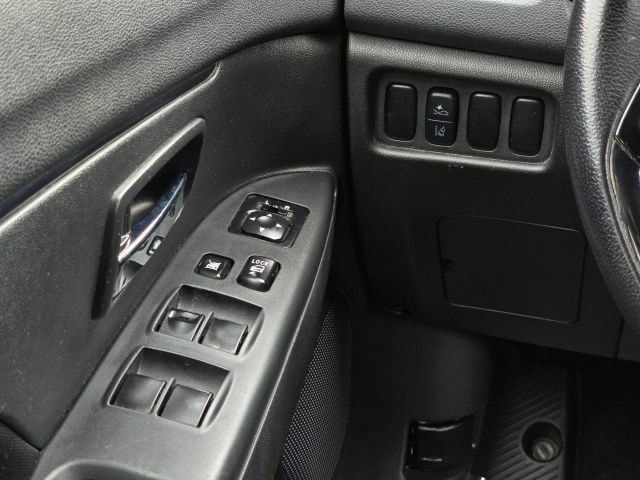 Used 2022 Mitsubishi Outlander Sport SE AWD/4WD image 19