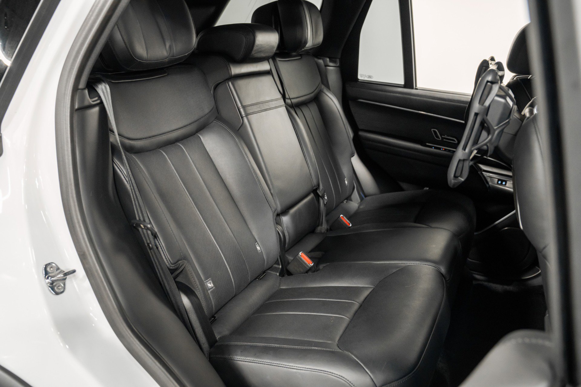 Used 2024 Land Rover Range Rover Autobiography image 33