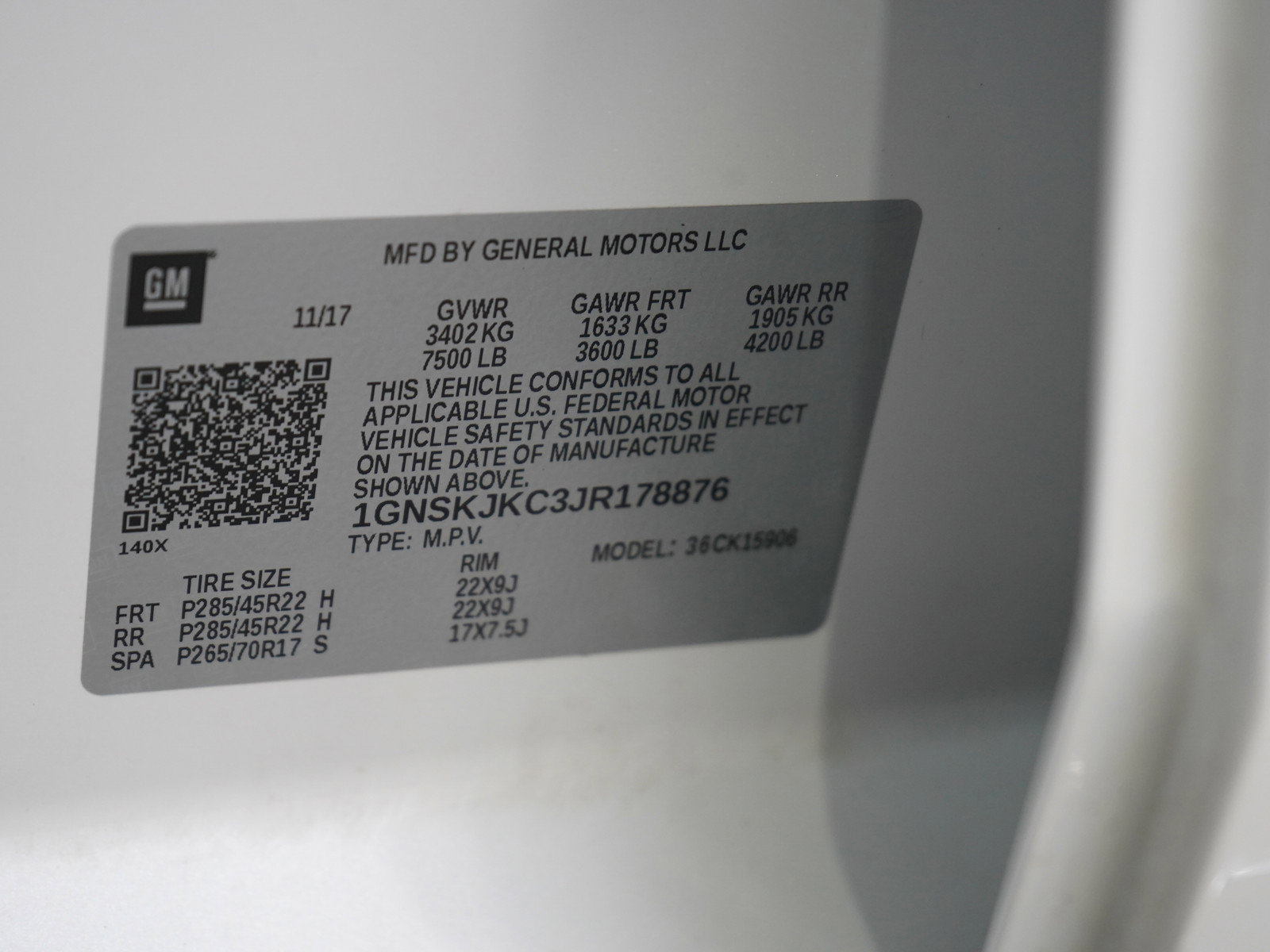 Used 2018 Chevrolet Suburban Premier AWD/4WD image 35
