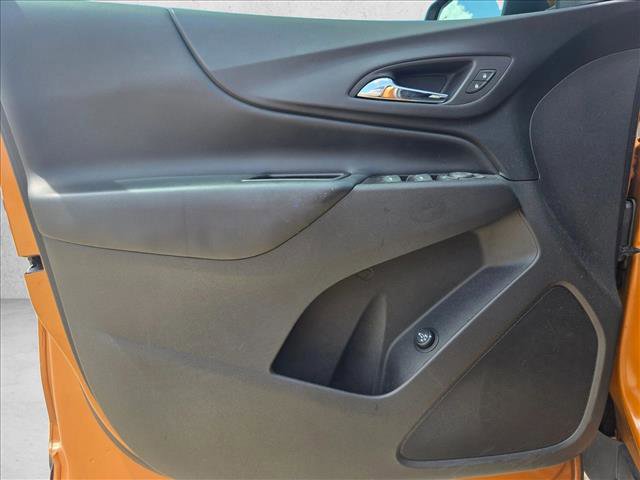 Used 2018 Chevrolet Equinox LT AWD/4WD image 11
