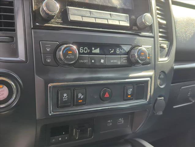 Used 2024 Nissan Titan SV w/ SV Convenience Package RWD image 21