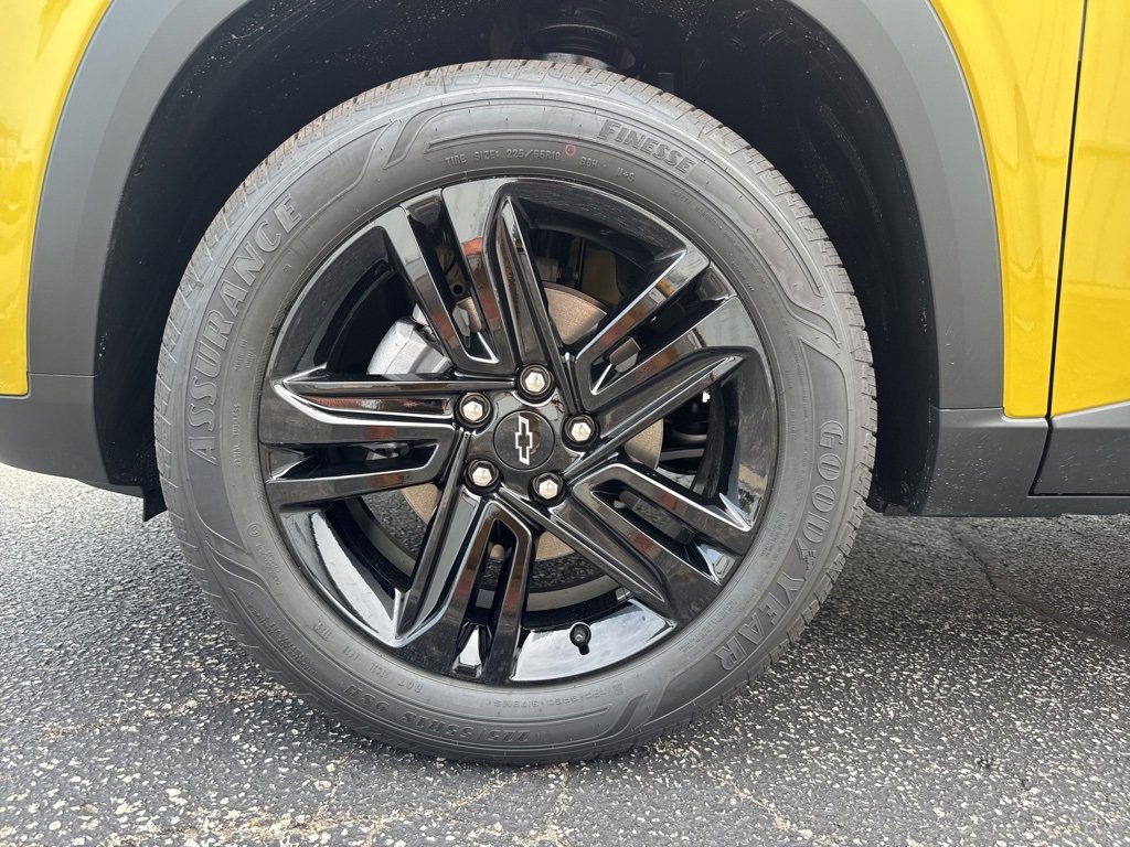 New 2025 Chevrolet Trax ACTIV image 12