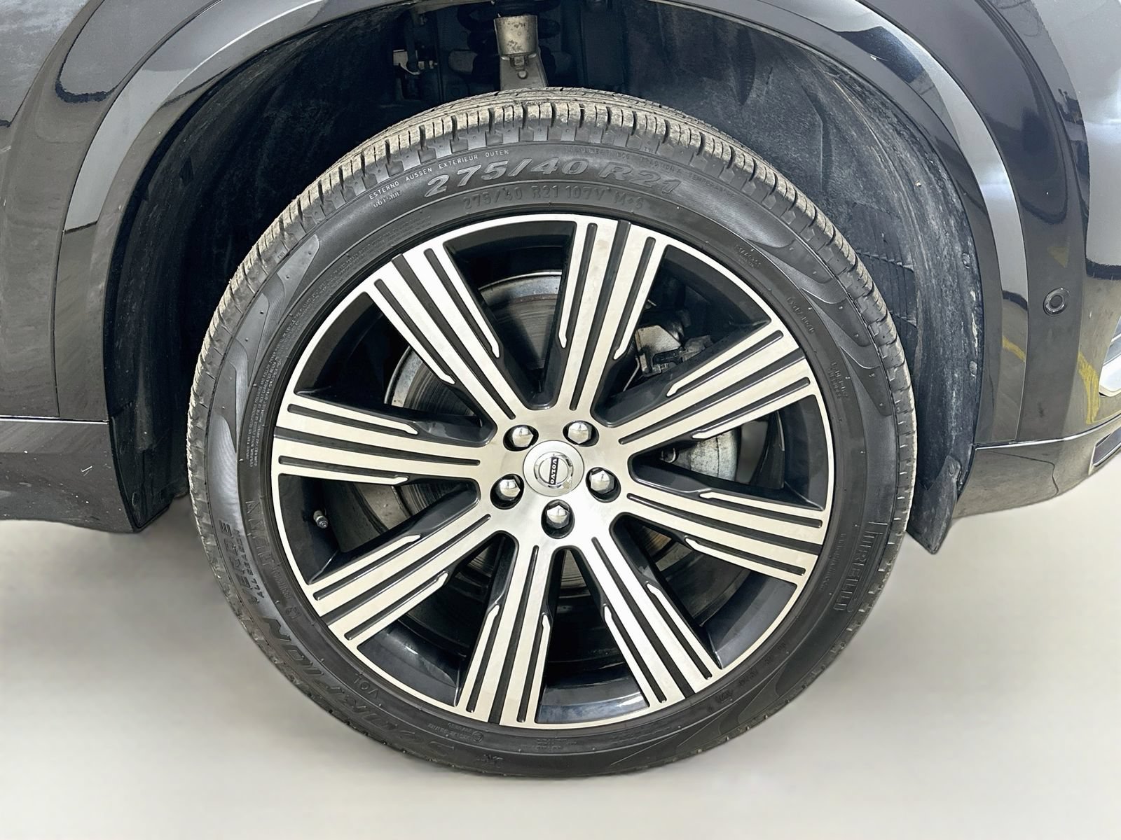 Used 2025 Volvo XC90 B6 Plus w/ Protection Package AWD/4WD image 10
