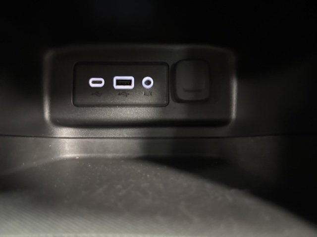 Used 2019 Chevrolet Equinox LT image 30