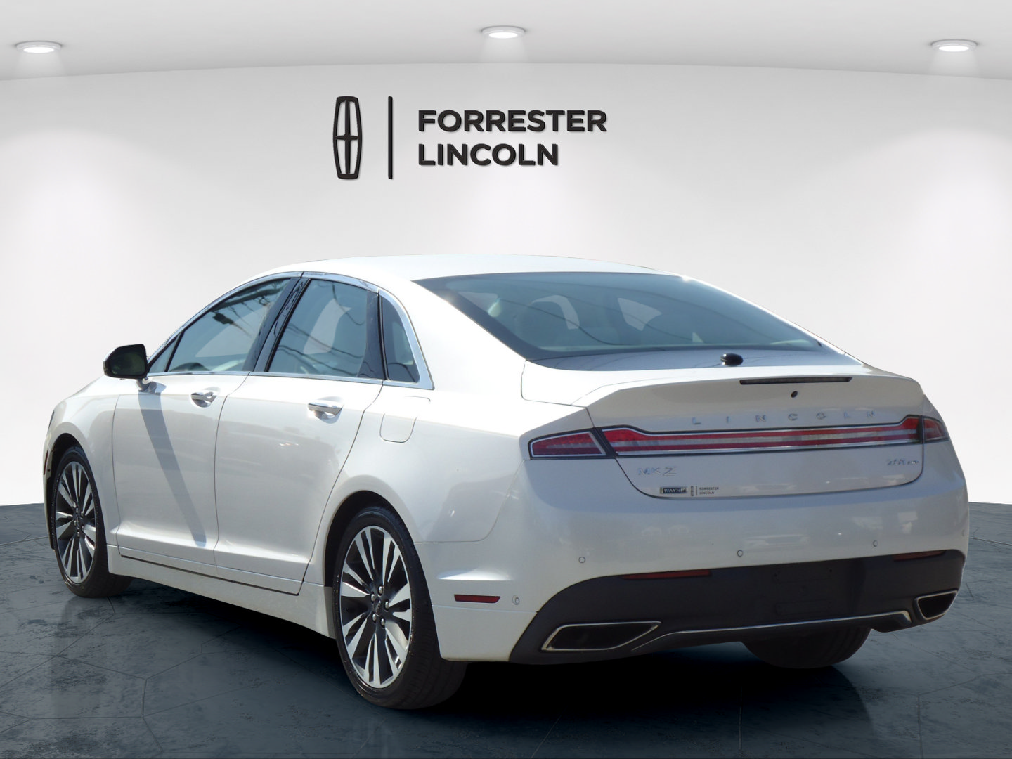 Used 2020 Lincoln MKZ Reserve w/ Monochromatic Package AWD/4WD image 5