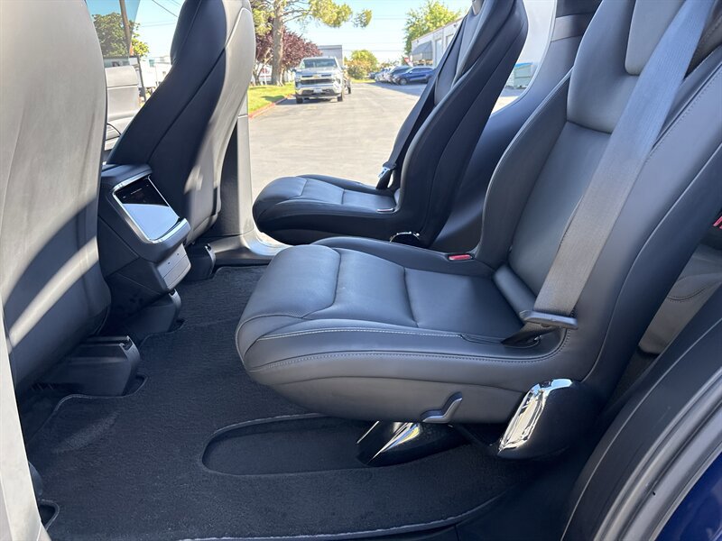 Used 2022 Tesla Model X Plaid AWD/4WD image 30