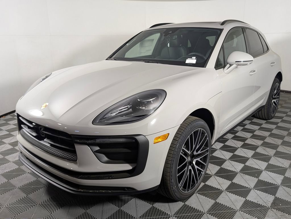 New 2026 Porsche Macan AWD/4WD image 1