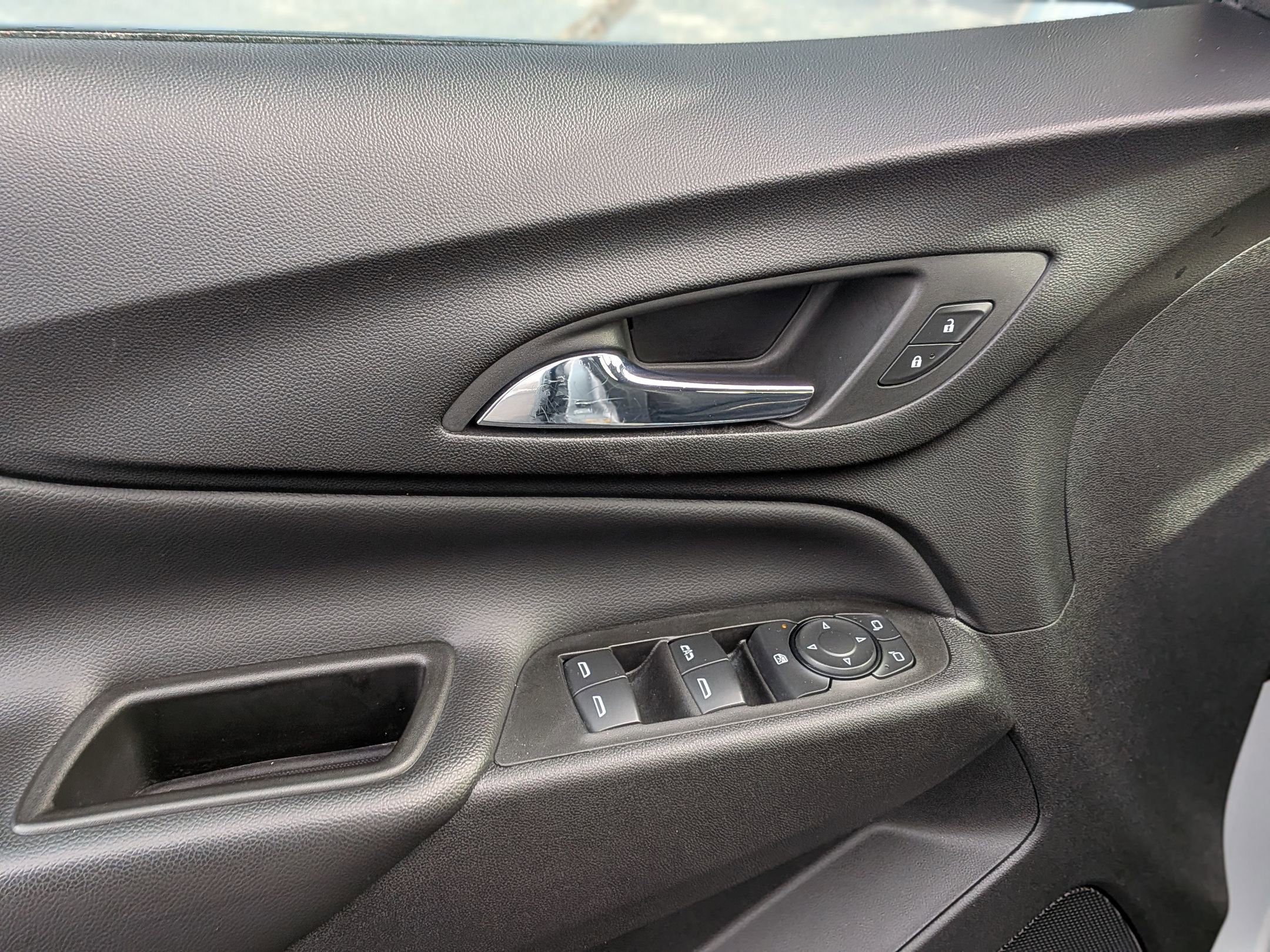 Used 2022 Chevrolet Equinox LT image 15