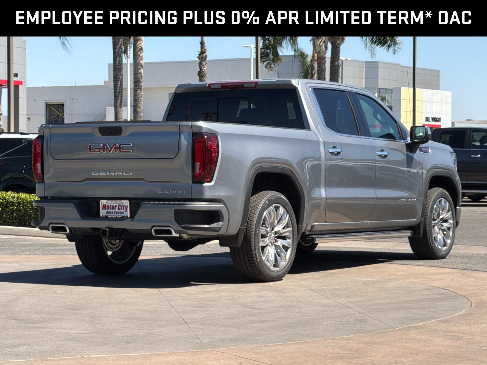 New 2026 GMC Sierra 1500 Denali w/ Denali Reserve Package AWD/4WD image 4
