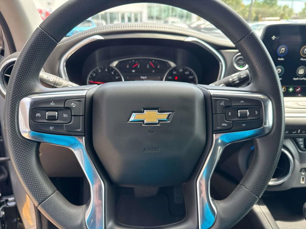 Used 2025 Chevrolet Blazer LT FWD image 22