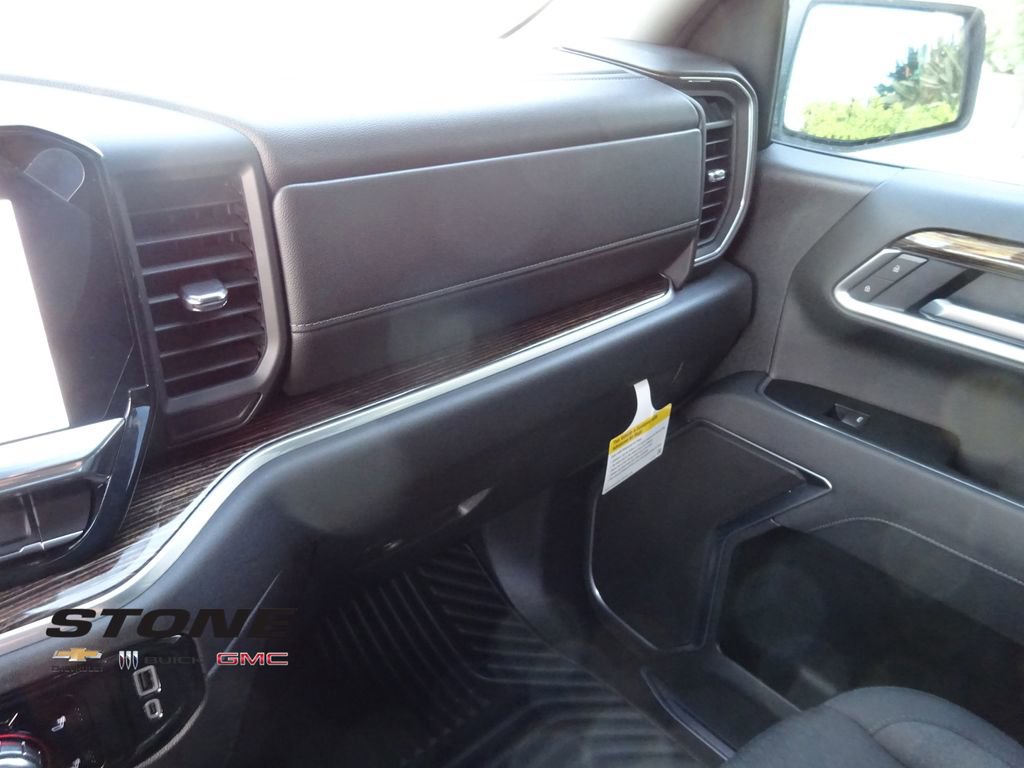 Used 2026 GMC Sierra 1500 Elevation image 29