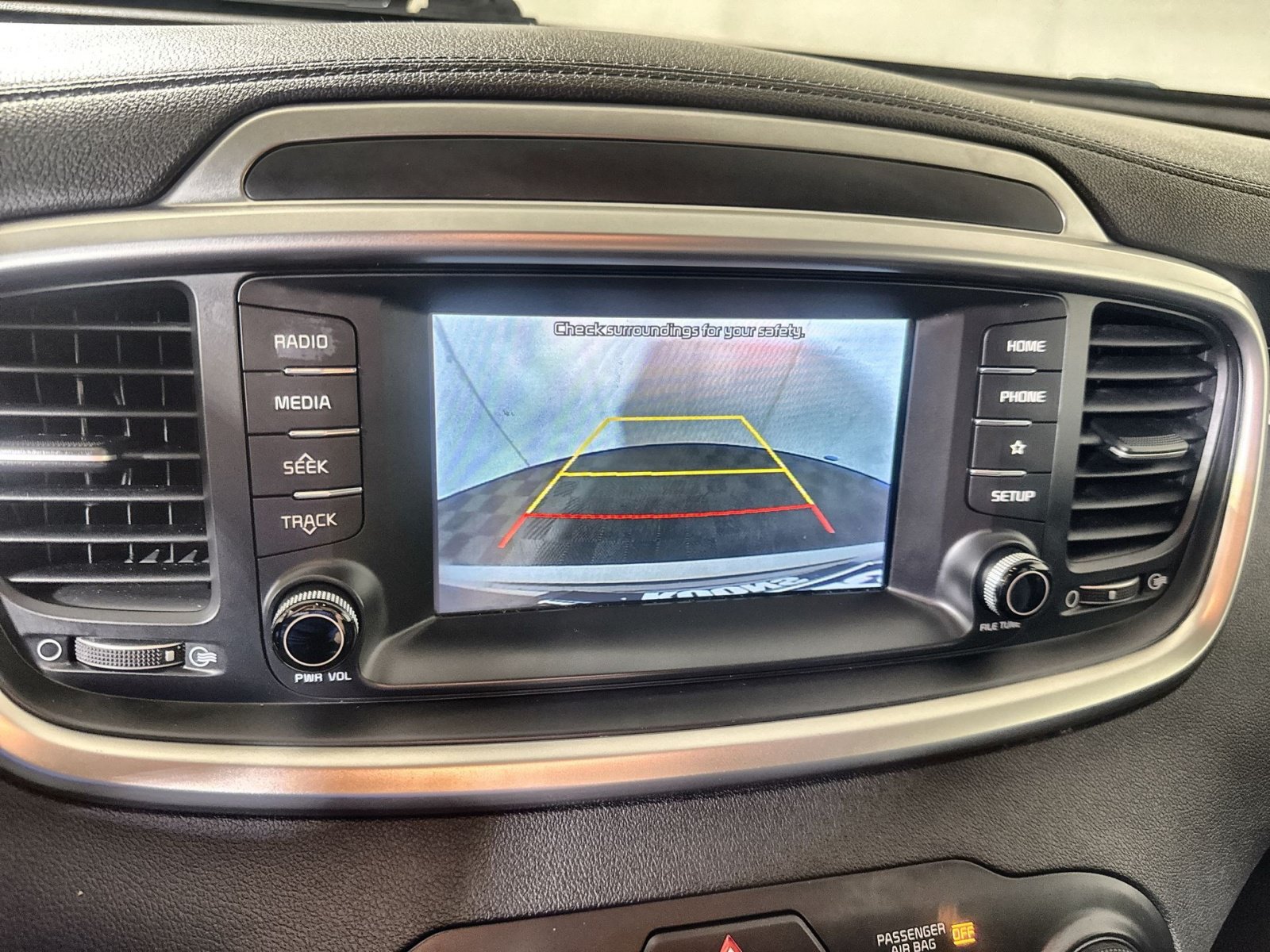 Used 2019 Kia Sorento AWD V6 image 19