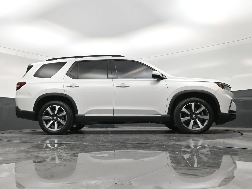 Used 2024 Honda Pilot Touring image 25